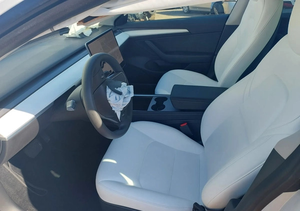 Tesla Model 3 cena 57900 przebieg: 20000, rok produkcji 2021 z Tykocin małe 497